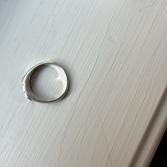 925 silver women’s ring, (3) Amethyst stones (unsure real or simulated) … - Picture 3 of 7